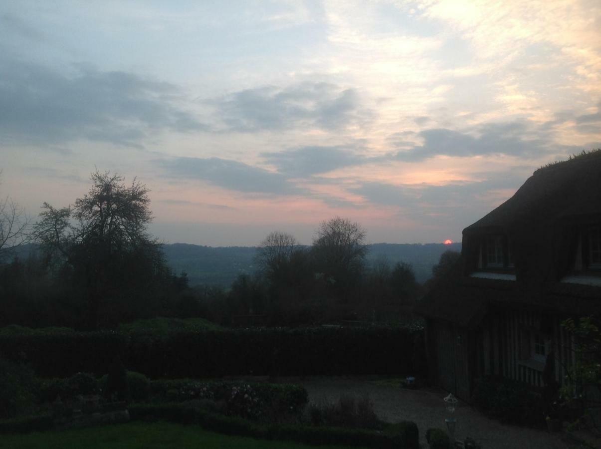 Les Chaumieres Du Pays D'Auge Bed and Breakfast Le Breuil-en-Auge Eksteriør billede